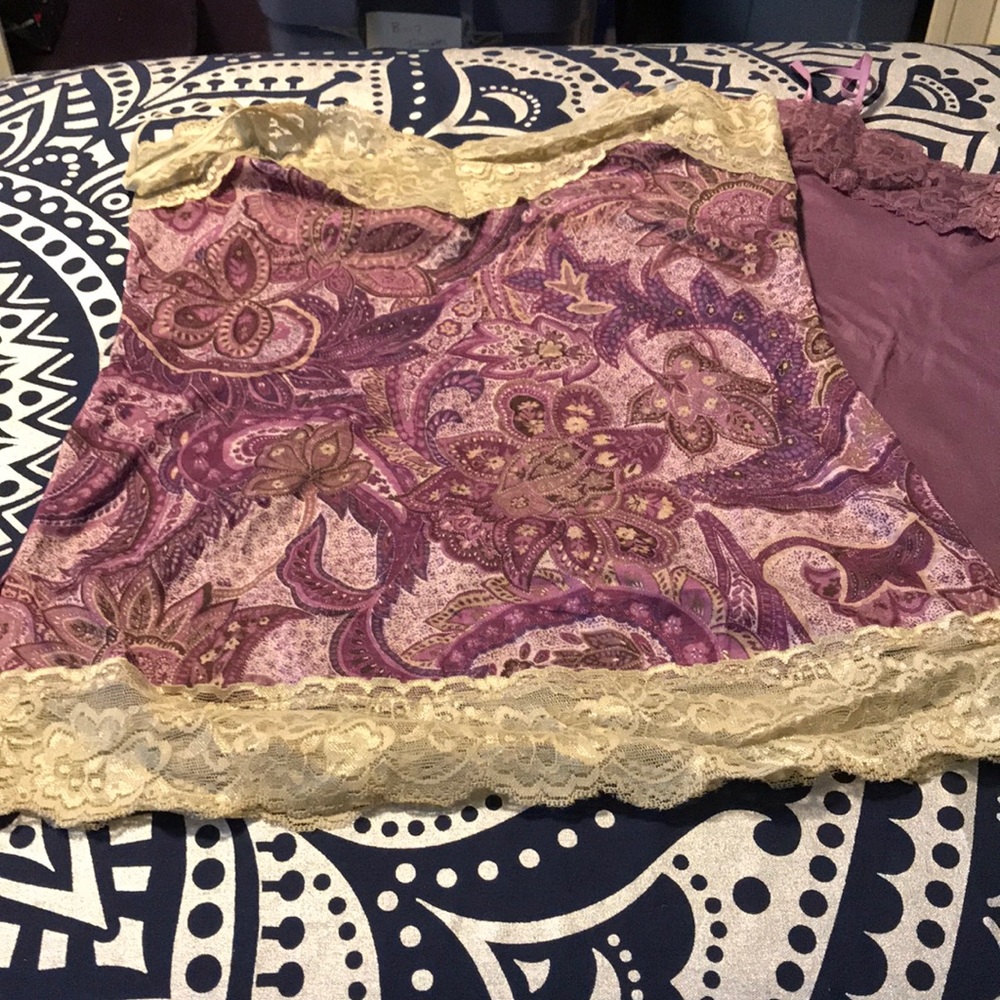 A pair of cami’s